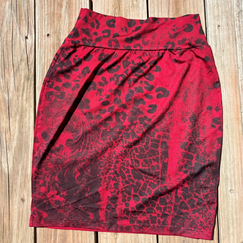 Vintage F21 red leopard pencil skirt